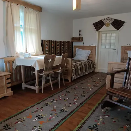 Guest house Pensiunea Agroturistica Casa Jucan Poieni